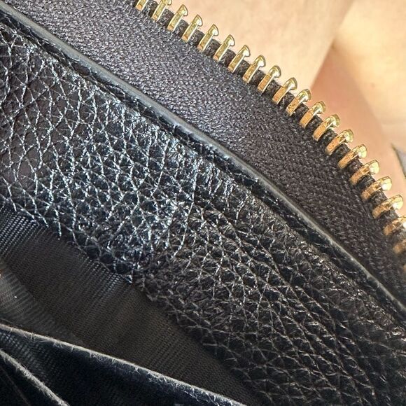 Gucci Leather Zumi Black Zippy Wallet - Picture 11 of 13